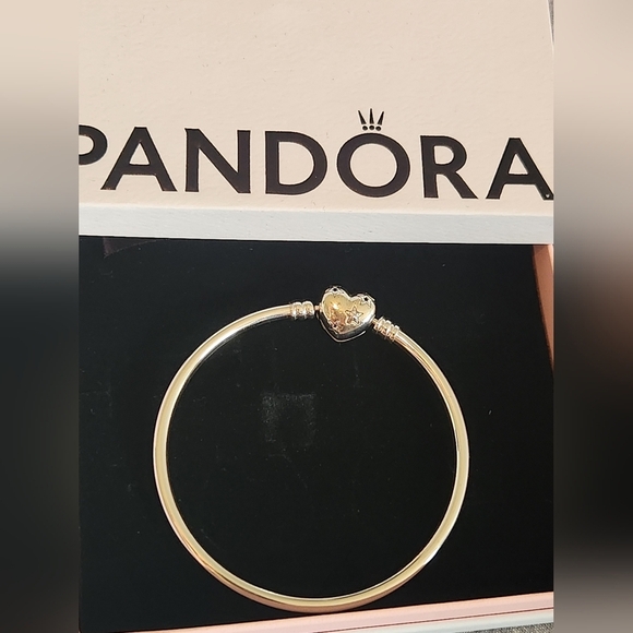 Nwt Pandora Celestial Heart Clasp Bangle Size 6.7/small - Picture 4 of 7